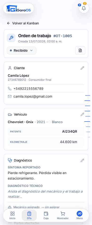 Detalle de una orden de trabajo en GaraOS: cliente, vehículo, servicios y repuestos